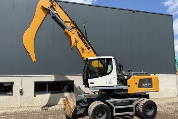 1 Liebherr LH35M