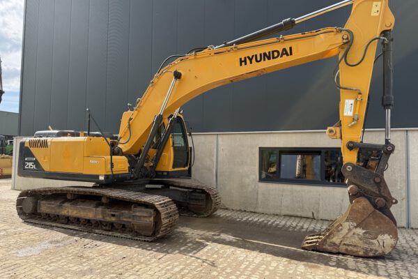 5 Hyundai R215L