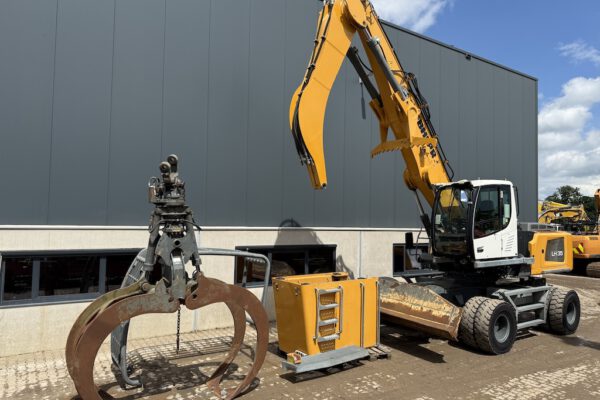 9.2 Liebherr LH35M
