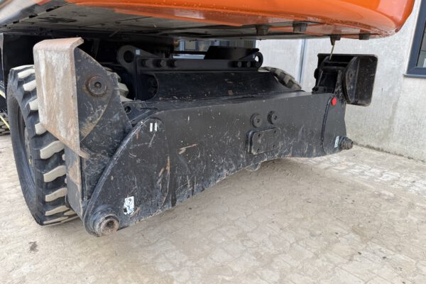 Undercarriage 2