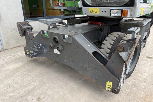 Undercarriage 2