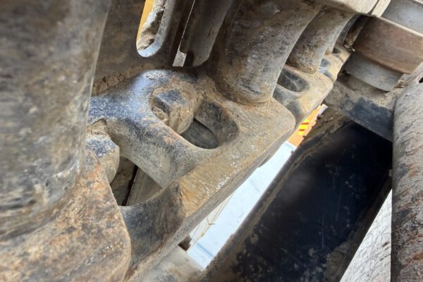 Undercarriage 3