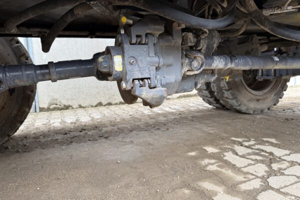 Undercarriage 3