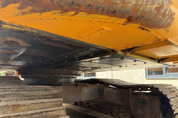 Undercarriage 4