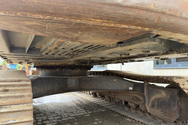 Undercarriage 4