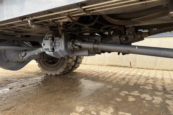 Undercarriage 4