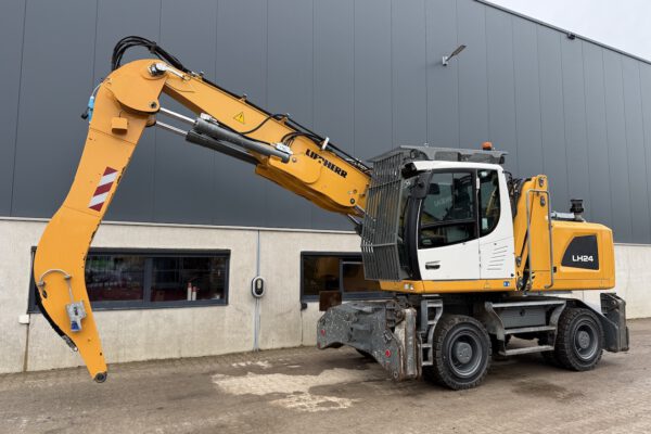 4 Liebherr LH24M