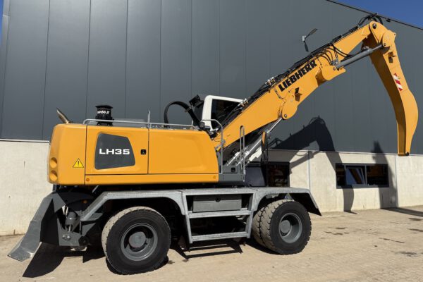 4 Liebherr LH35M