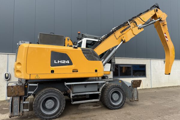 8 Liebherr LH24M