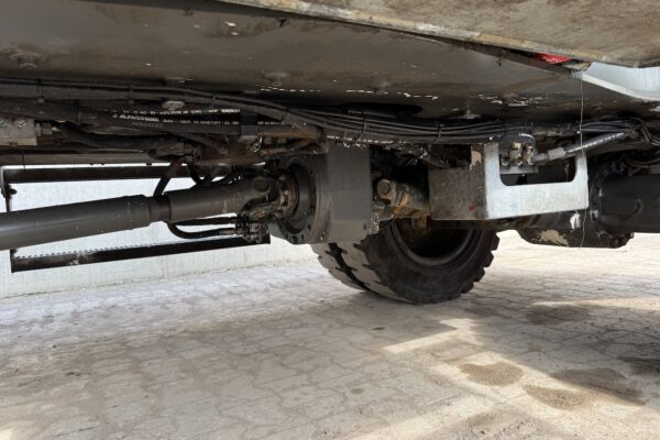 Undercarriage 3