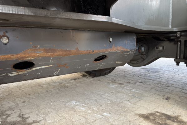 Undercarriage 4